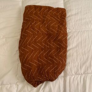 Mebie a baby crib sheet